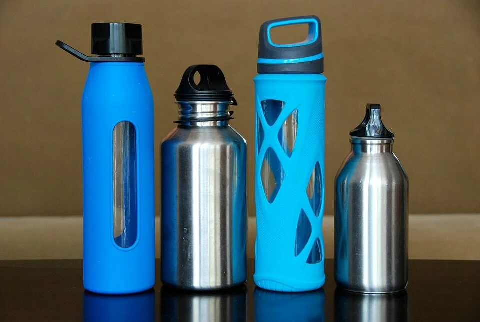 4 Advantages Of Glass Water Bottles Over Plastic Bottles